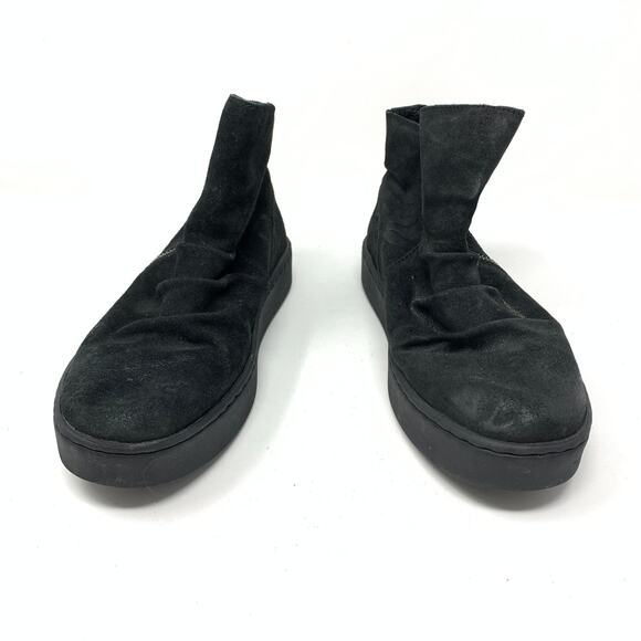 Born Women's Size 7 Scone Distressed Suede Ankle Booties Round Toe Black - Picture 2 of 7